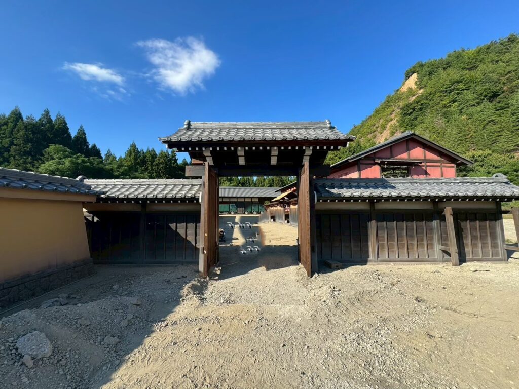 鳥居本撮影所　島原大門工事